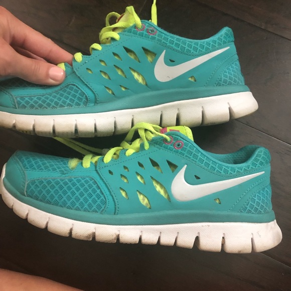 SOLD Nike Flex Running Shoes Size 8 - Picture 4 of 8
